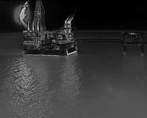 Далекобійні безпілотники атакували дві російські нафтові платформи в Каспії