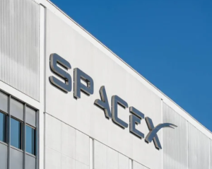 Маск может вывести SpaceX на биржу: компанию оценили в сотни миллиардов долларов