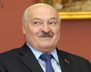 Повернення додому: Лукашенко звільнив п&#039;ятьох українців