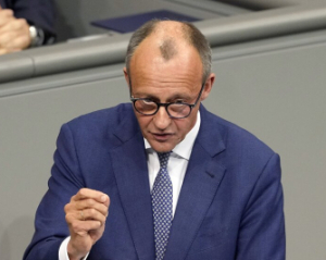 Мерц назвал Путина новым Гитлером и предупредил Европу: &quot;Он не остановится&quot;