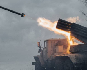 Мирноград под давлением: военный о проблемах с логистикой и планах врага