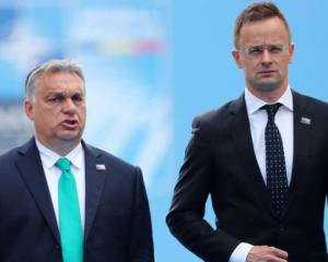 Скандал в ЕС: Орбан, Сикорский и Сийярто сошлись в словесном бою