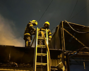 Россияне ударили по Запорожью: полиция показала первые минуты после атаки