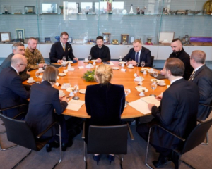 Зеленский назвал переговоры с делегацией США в Берлине продуктивными