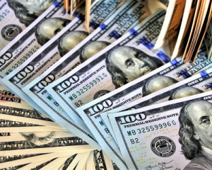 Долар, євро, злотий: Нацбанк оновив курс валют на 17 грудня