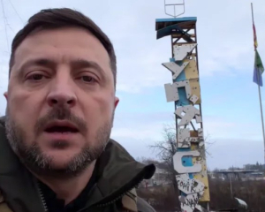 Зеленський назвав причину поїздки до Купʼянська, де оточили війська Росії