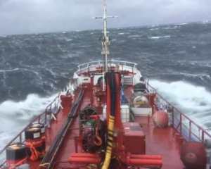 Ескалація між США та Венесуелою: Трамп наказав блокувати нафтові танкери