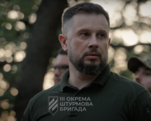 Билецкий: Необходимо снять барьеры для роста способных молодых офицеров на замену "бумажным генералам"