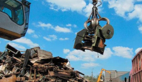 Експорт українського брухту: як галузь-роботодавець для 116 працівників сплачує державі 104 грн. податків