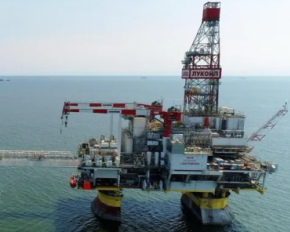 СБУ атаковала третью нефтяную платформу России в Каспийском море - СМИ