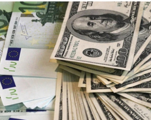 Що чекати від курсу долара та євро перед Новим роком - прогноз експерта