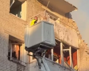 Ракетний удар по Львову: 31 постраждалий, під завалами можуть бути ще люди