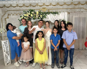 Зеленський повідомив про загибель багатодітної родини після удару по Дніпропетровщині