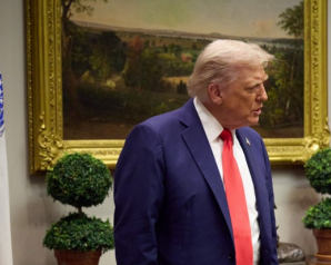 Трамп заявил о "самой разрушительной" в истории операции против Ирана