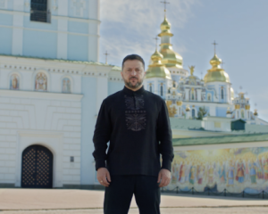 Зеленский поздравил с Днем Независимости: говорил о переговорах и Донбассе