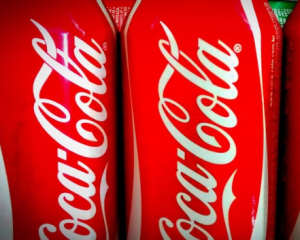 Его уже обстреливали в 2022 году: Россия вновь атаковала завод Coca-Cola под Киевом