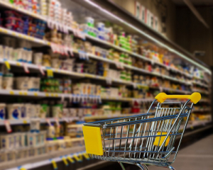 Ціни на продукти зростуть на тлі обстрілів - міністр