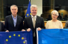 Порошенко закликав Європарламент провести термінове засідання по двох критичних українських питаннях