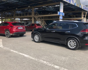 Рынок новых авто в Украине ушел в минус