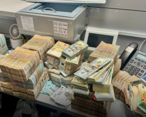 Готівка мішками: БЕБ накрило рекордну мережу нелегальних обмінників