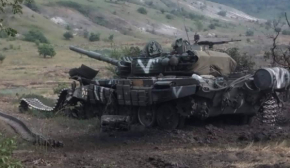 Росія за добу втратила два танки і 2020 солдатів
