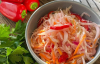 Капуста в горячем маринаде: хрустящая закуска, которая готова уже на следующий день
