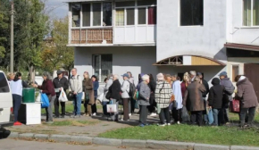 Благодійний фонд Павла Фукса продовжує роздавати гарячі обіди у Харкові: новий графік на тиждень