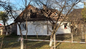 Росія атакувала Рівненську область та пошкодила будинок багатодітної родини
