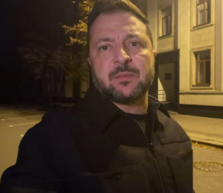 "Російський вибір - це війна": Зеленський розкритикував дозвіл Росії продавати нафтопродукти у США