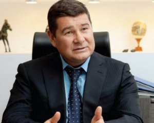 Онищенко рассказал, кому заплатил за место в Раде