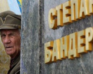 Киевсовет "завалили" петициями о переименовании проспекта Степана Бандеры
