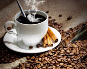 Вчені розповіли, о котрій годині потрібно пити каву