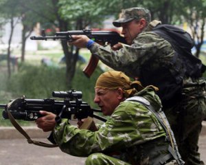 П&#039;яні бойовики влаштували перестрілку з &quot;офіцерами&quot; ЛНР