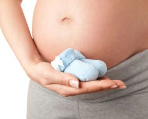 Косметика у вагітних послаблює материнський інстинкт