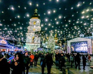 У Нацполіції повідомили, скільки людей зустріли Новий рік на вулиці