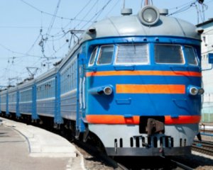 Поезд сбил пенсионера