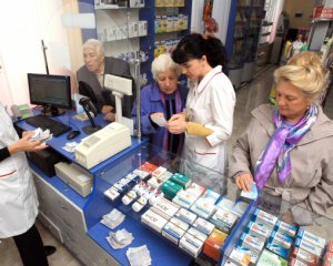Фармацевтам установили ограничения на цены лекарств