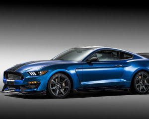 К 2020 году Ford выпустит первый в истории гибридный Mustang