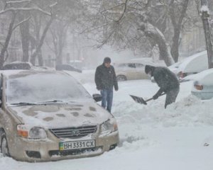 Які дороги лишаються закритими через снігопади