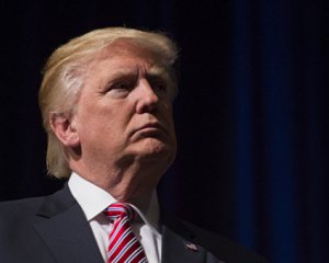 Трамп обещает построить стену на границе