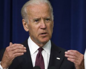 Компромат на Трампа действительно существует - Байден