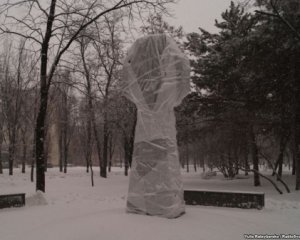 В Дніпрі встановили пам&#039;ятник воякам армії УНР