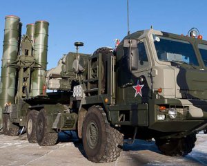 Російські ракетні комплекси у Криму привели в бойову готовність (відео)