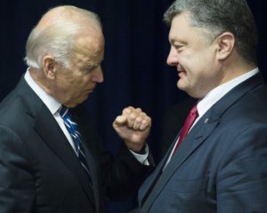 Порошенкові вказали: "Україна - понад усе"