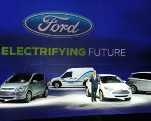 Ford випустить поліцейські електромобілі