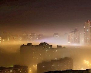 Киев накрыло дымом