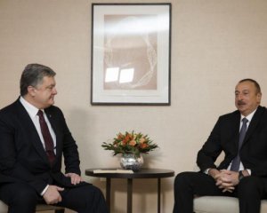 Порошенко зустрівся з президентом Азербайджану