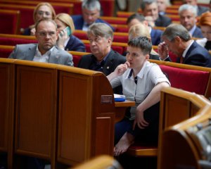 Родная фракция стала на защиту Савченко