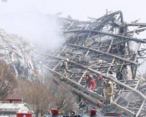 Горящая высотка завалила 30 пожарных
