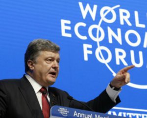 Порошенко уверен, что вернет Крым через суд